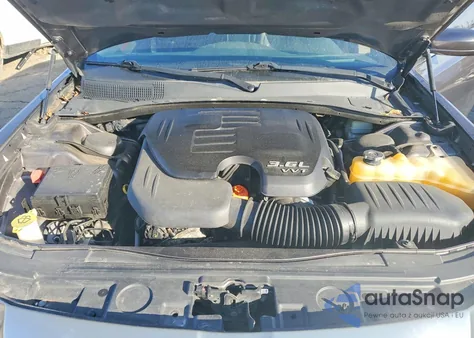 2013 Chrysler 300 z USA, uszkodzony, nr VIN 2C3CCAAG4DH588867